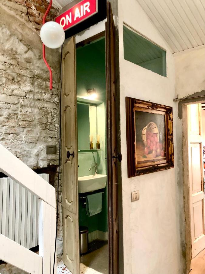 Charming And Design Attic Loft Central Milan In Coolest Area Navigli Ticinese المظهر الخارجي الصورة