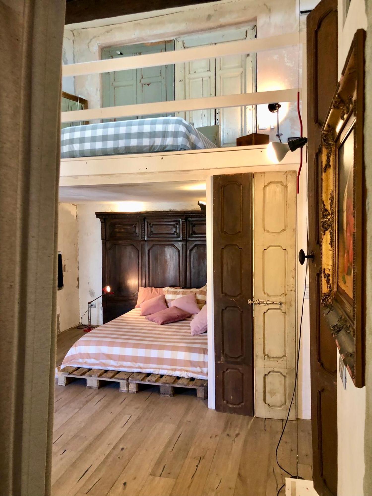 Charming And Design Attic Loft Central Milan In Coolest Area Navigli Ticinese المظهر الخارجي الصورة